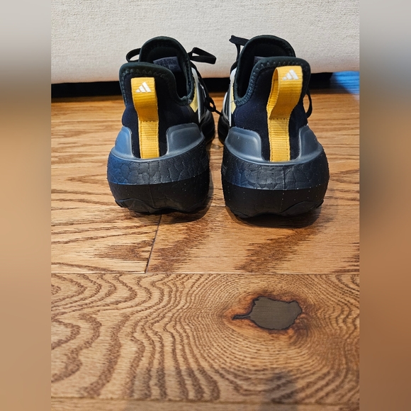 Adidas Womens' Ultra Boost Gore Tex Sneakers - Picture 4 of 5